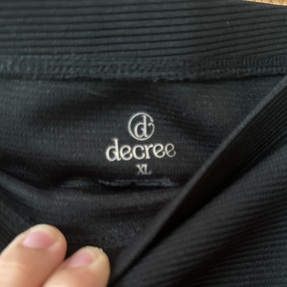 Decree Ribbed Pencil Skirt - Picture 2 of 5